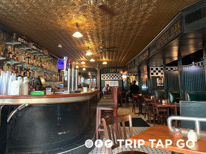 Restaurant Review: Pizzeria Uno, Chicago