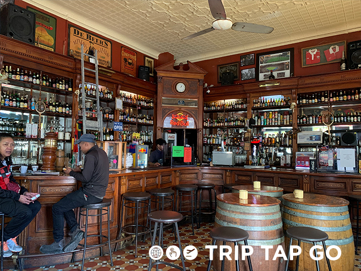 Pub Review: The Kimberly Hotel, Cape Town