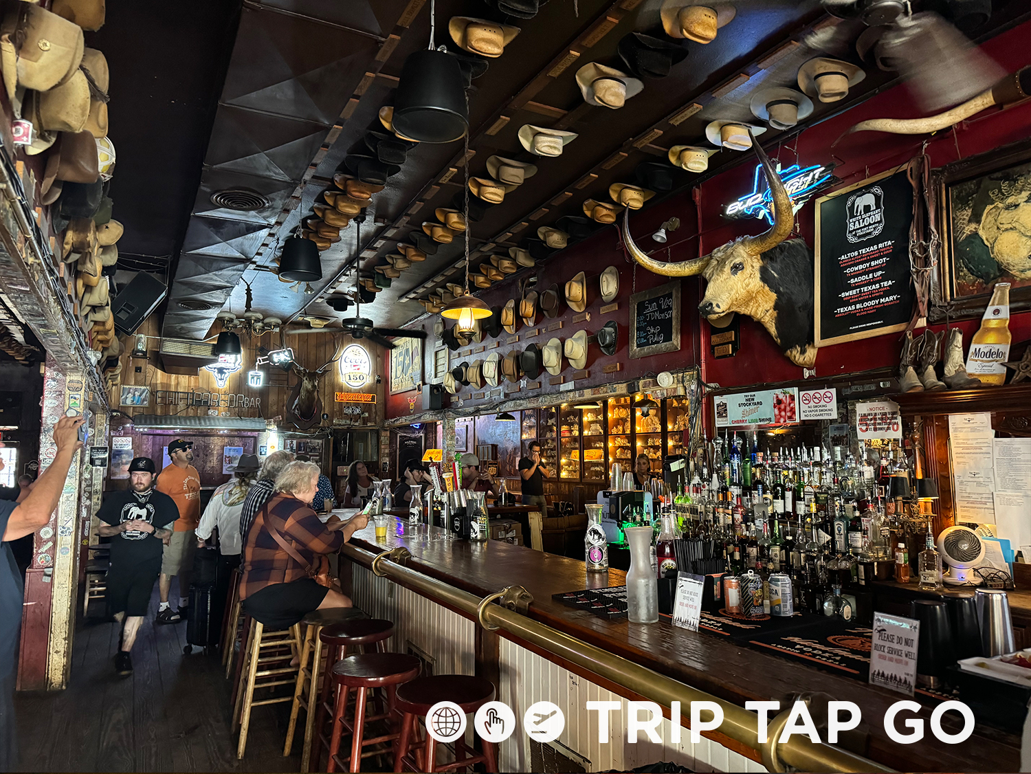 Bar Review: White Elephant Saloon, Fort Worth 